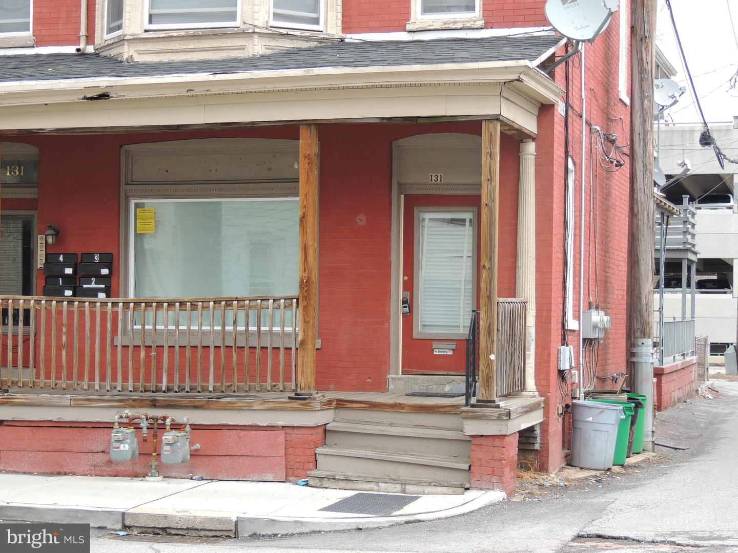 131 N Newberry St #Street Retail — photo