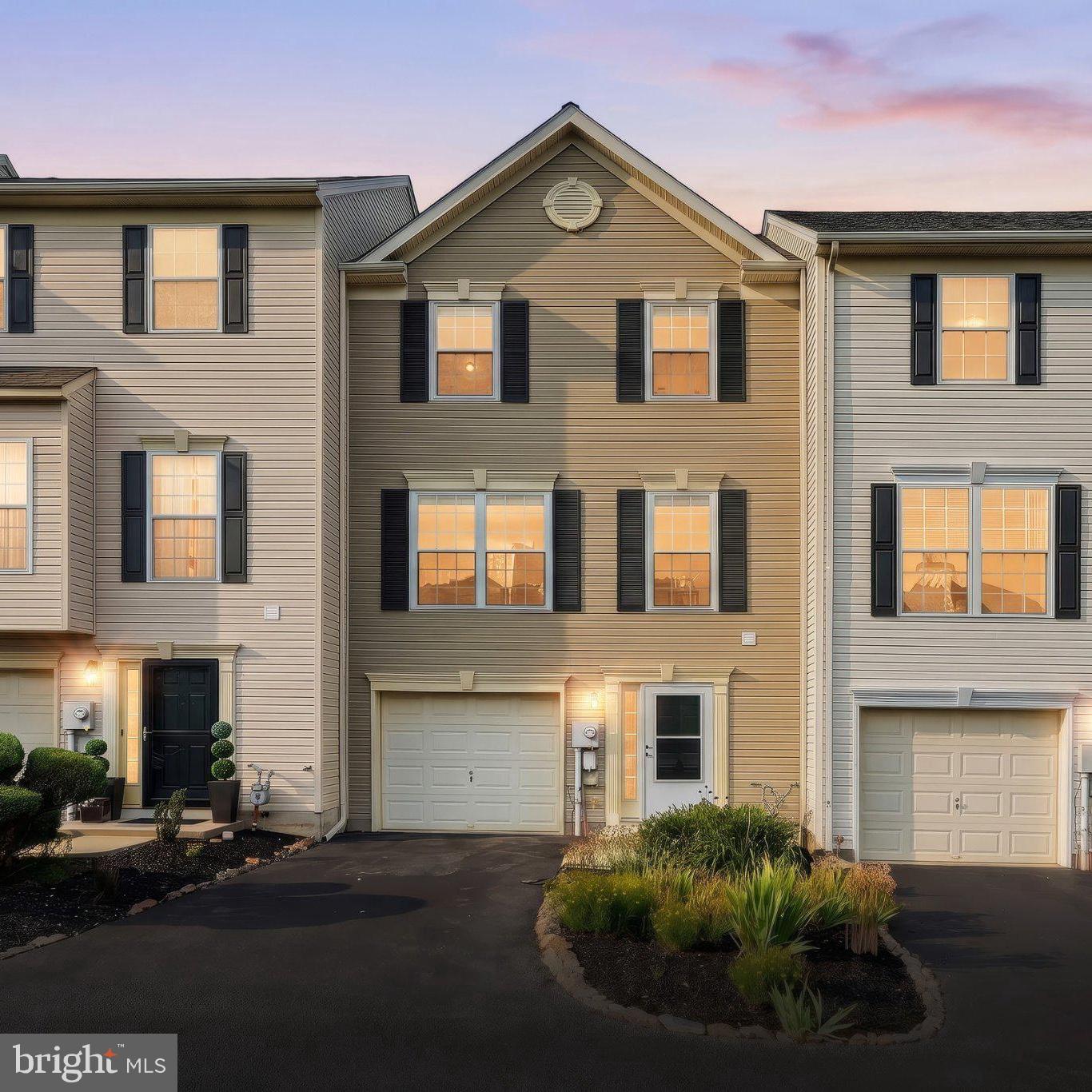 266 Country Ridge Dr — photo