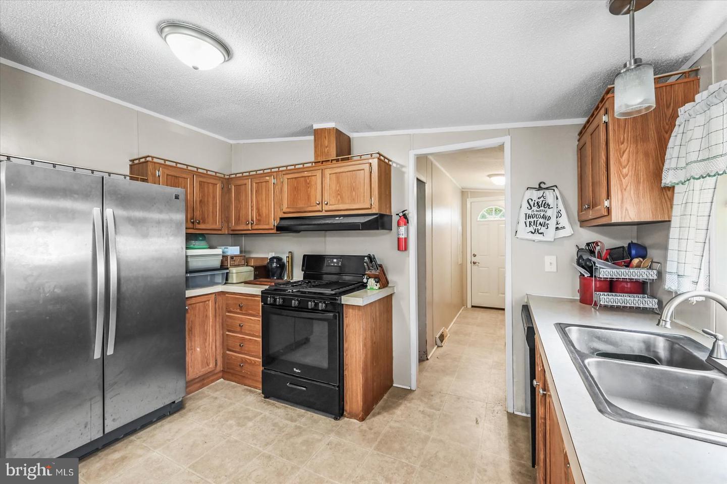 68 Dew Drop Road, York, PA 17403 — photo 2