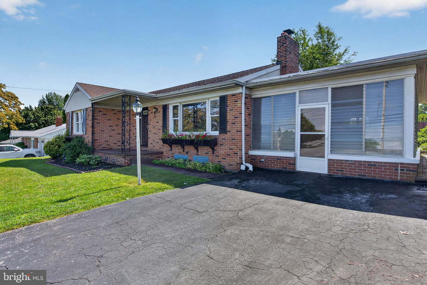 570 Manor Road, Windsor, PA 17366 — photo 3