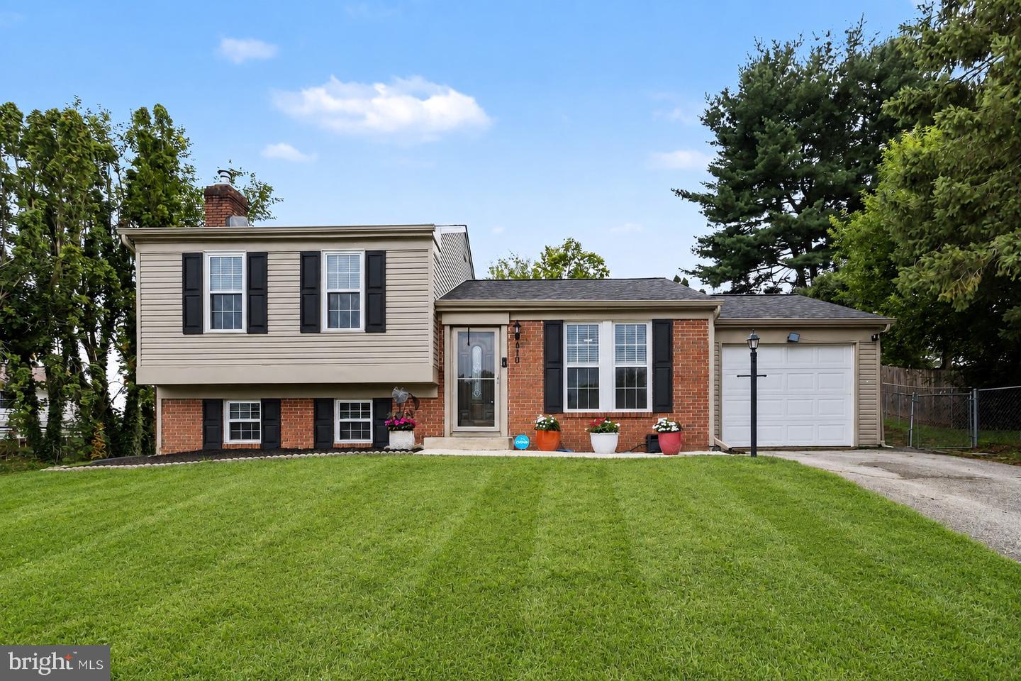 310 Rita Road, York, PA 17402