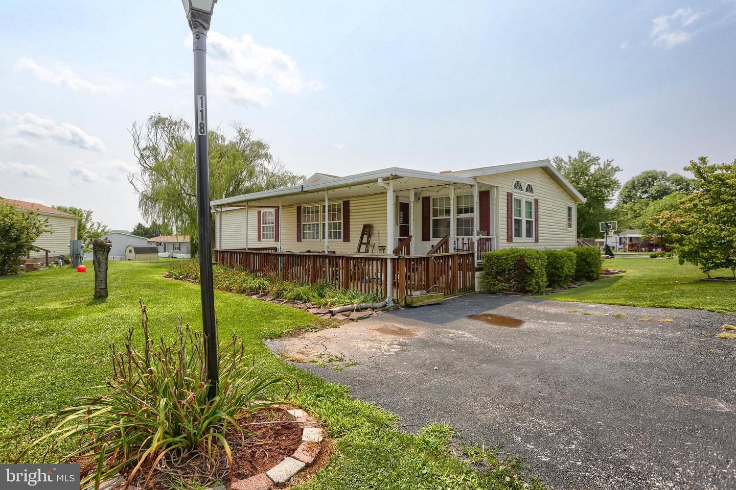 118 Honey Locust Cir — photo