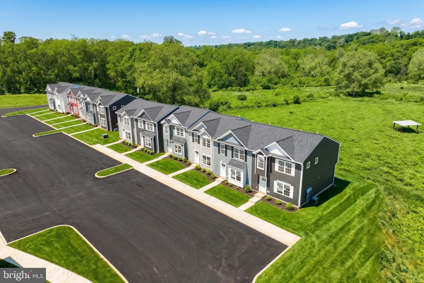 157 Spanglers Mill Rd #213 — photo