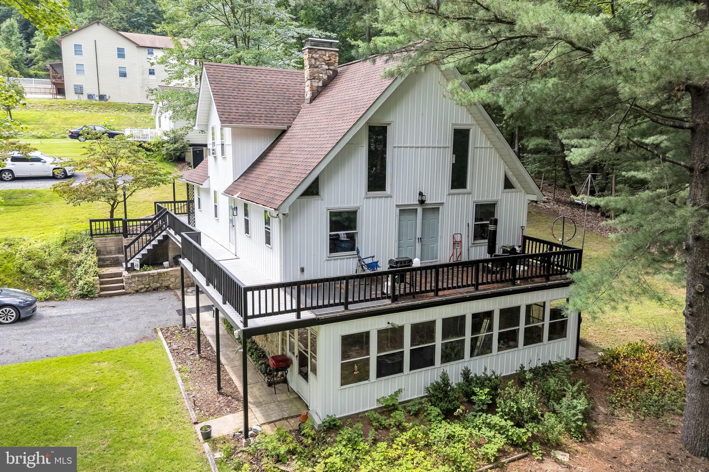 4 Albert Ln — photo