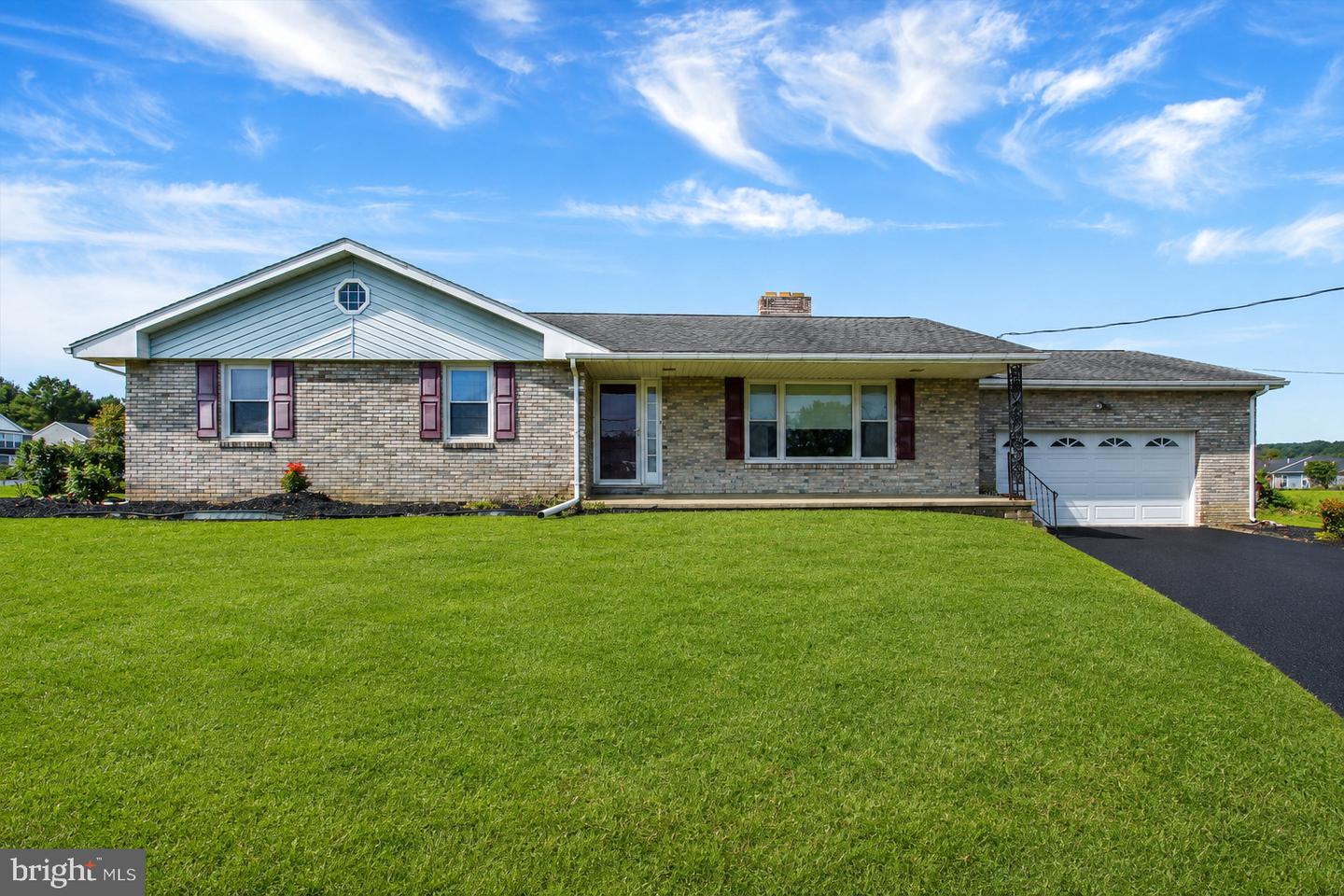60 Yoe Dr — photo
