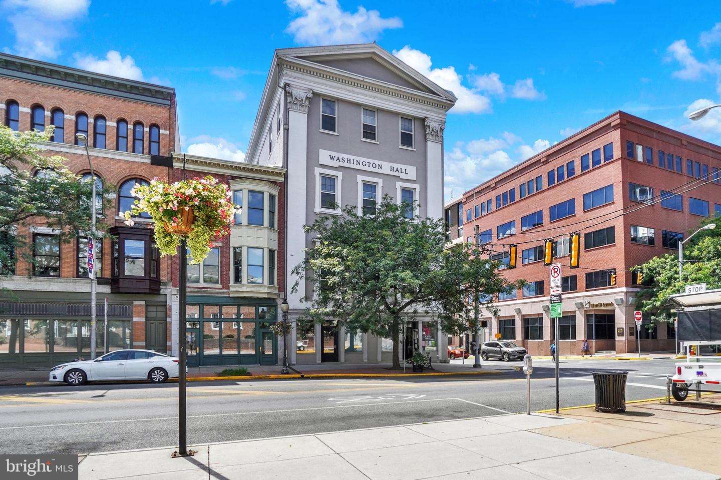 100-102 S George St — photo