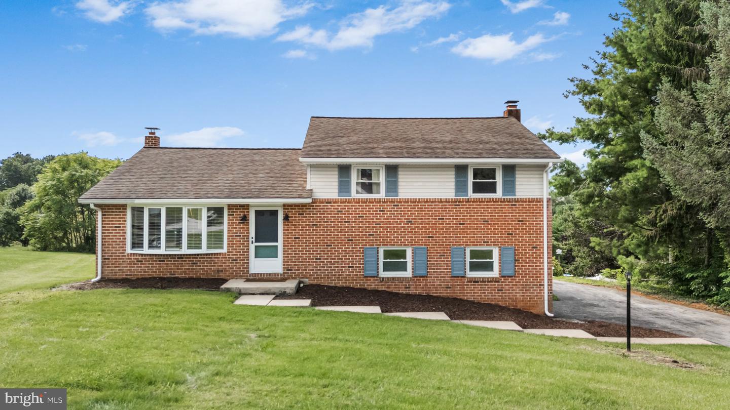 2113 Hope Dr — photo