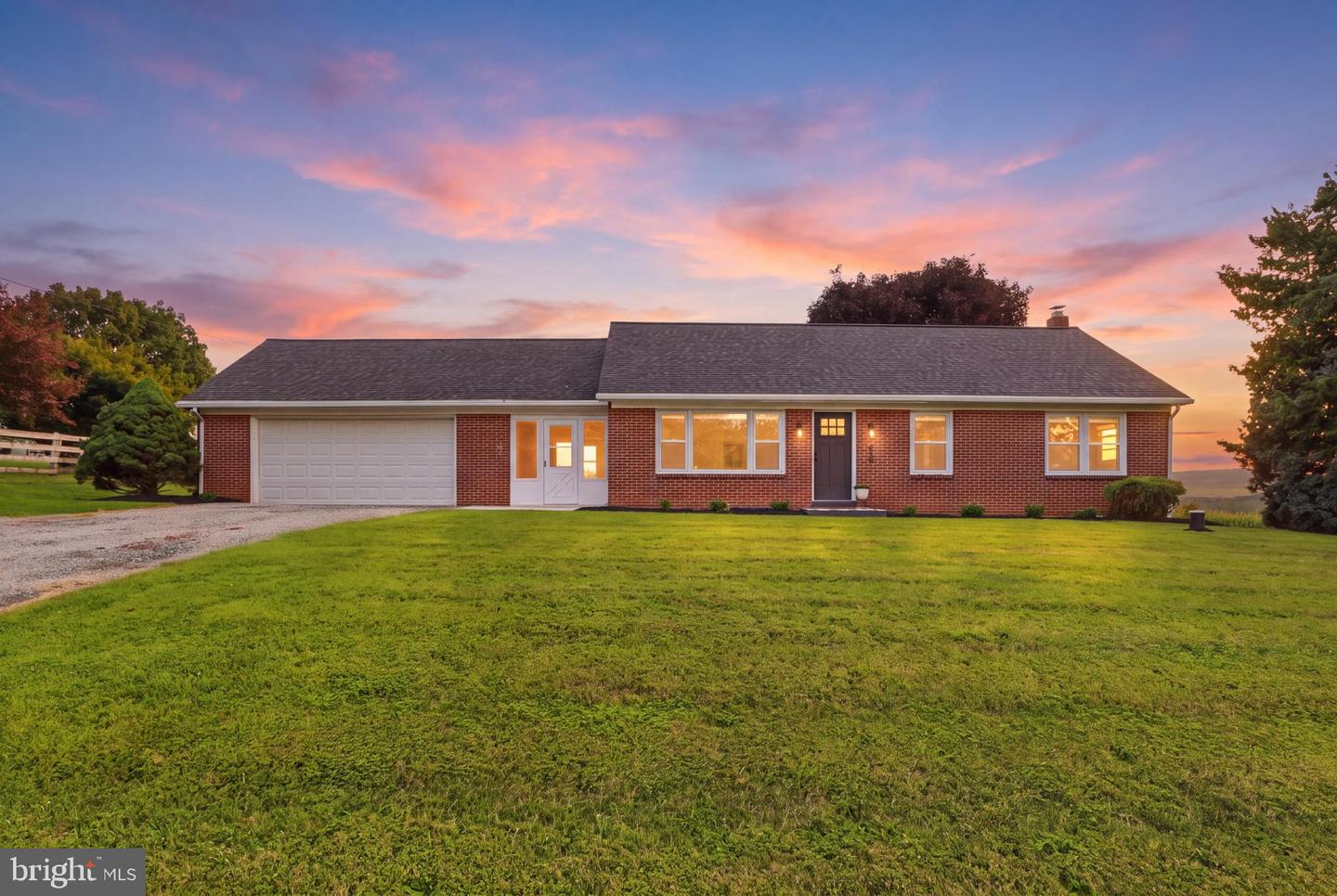 1724 Jefferson Rd — photo