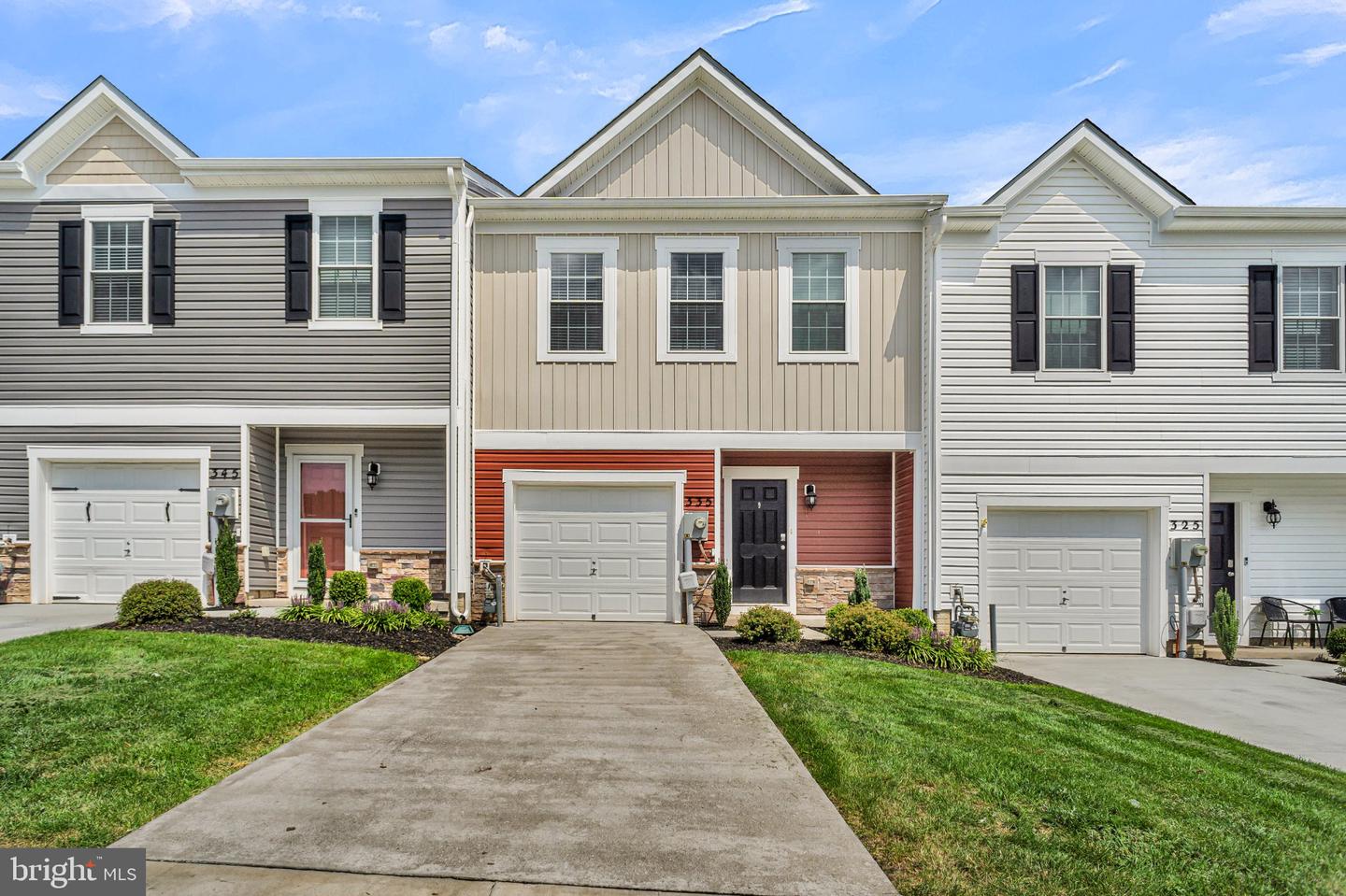 335 Locust Run Dr — photo