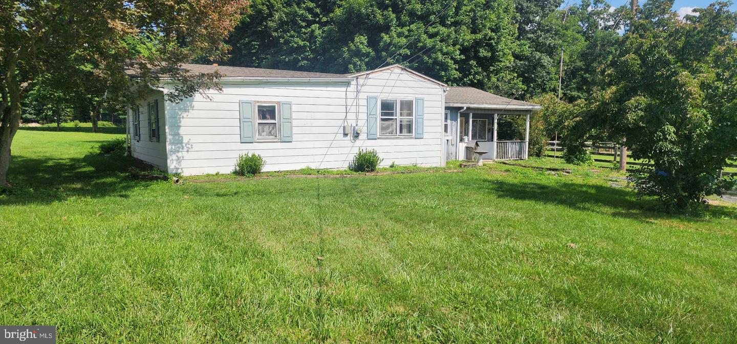 9 Clear Spring Road, Dillsburg, PA 17019 — photo 2