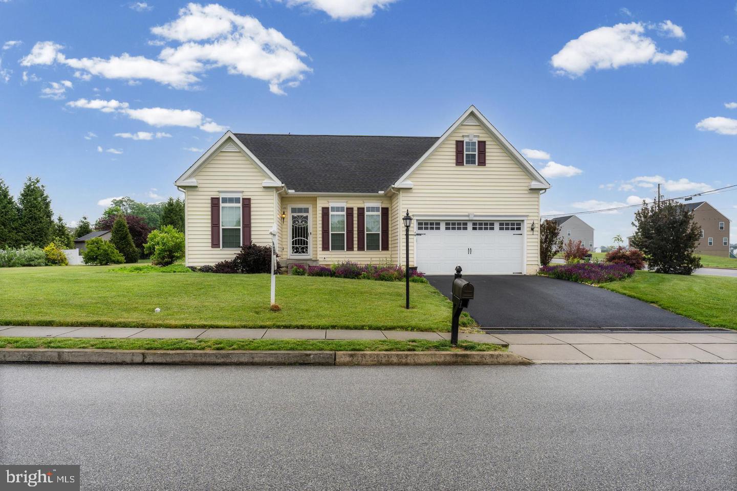 46 Tyler Drive, Hanover, PA 17331 — photo 2