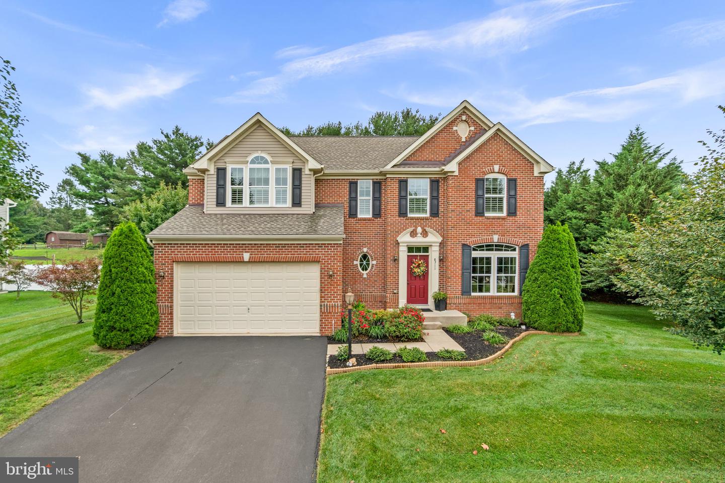 8711 Fairway Ct — photo