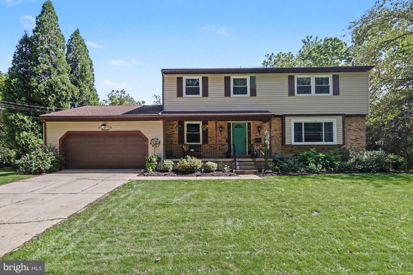 12 Tall Tree Dr — photo
