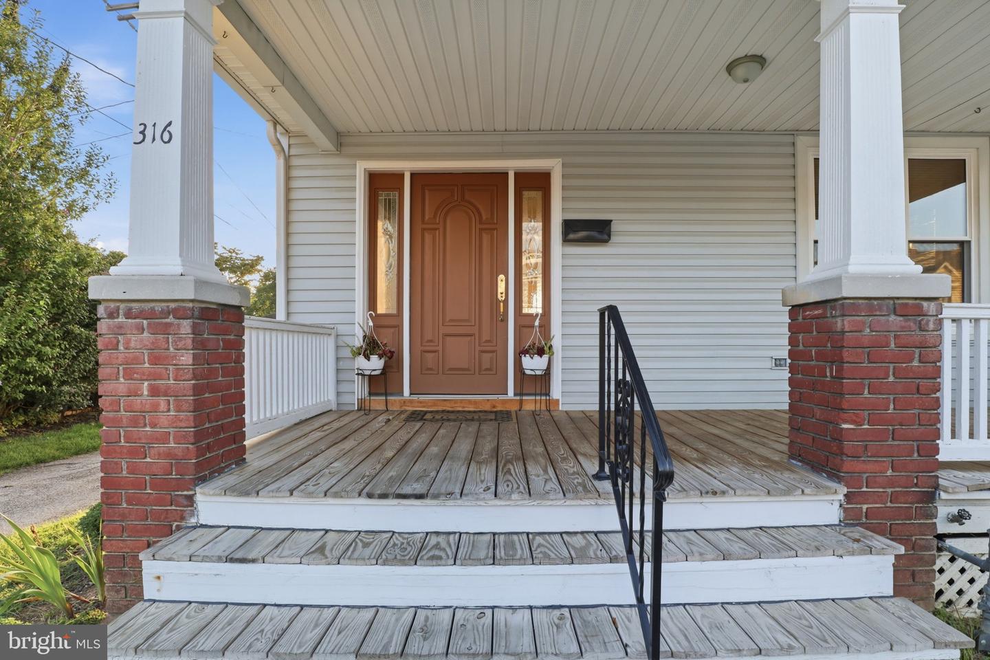 316 E Hanover, Hanover, PA 17331 — photo 2