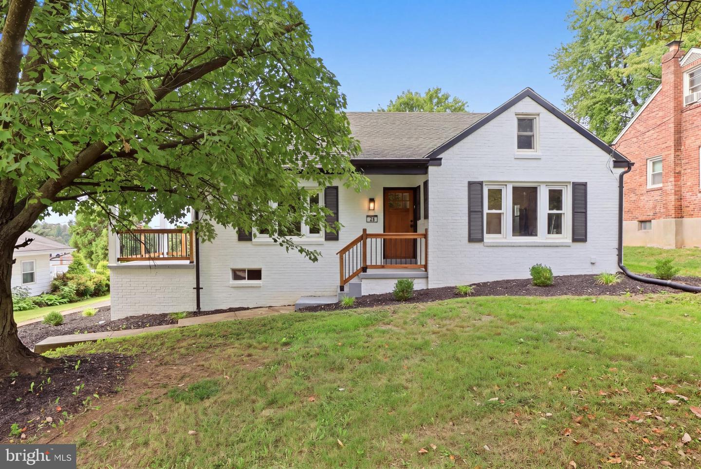 20 N Emigs Mill Rd — photo
