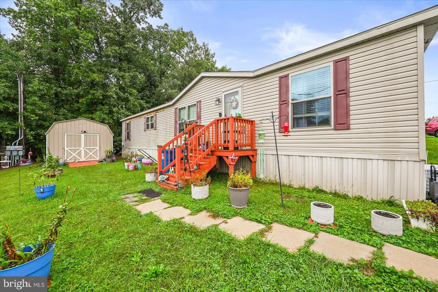 103 Rustique Dr — photo