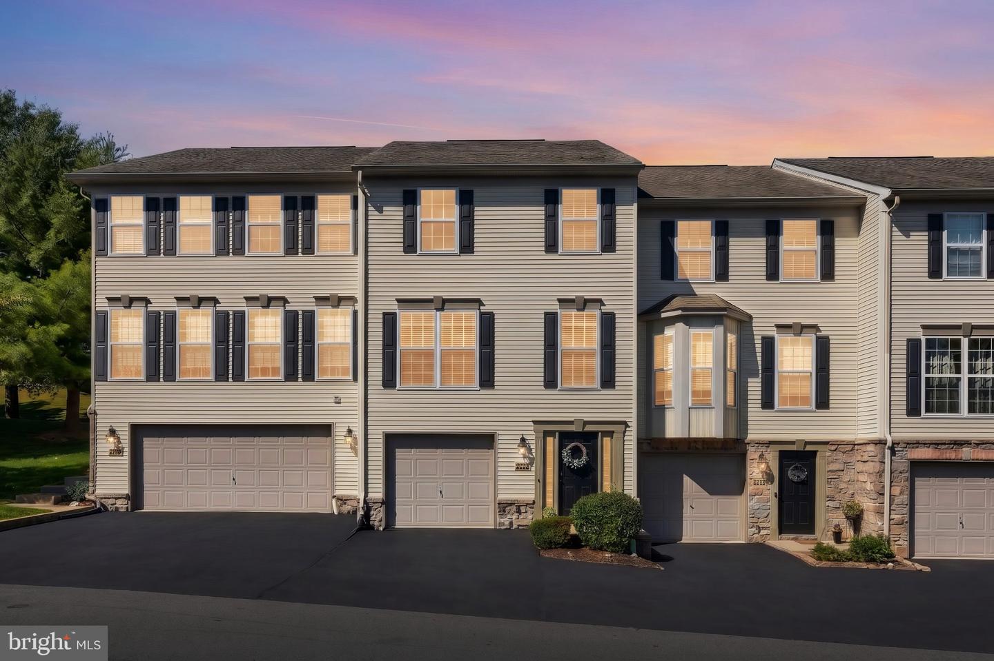 2714 Hunters Crest Dr #28 — photo