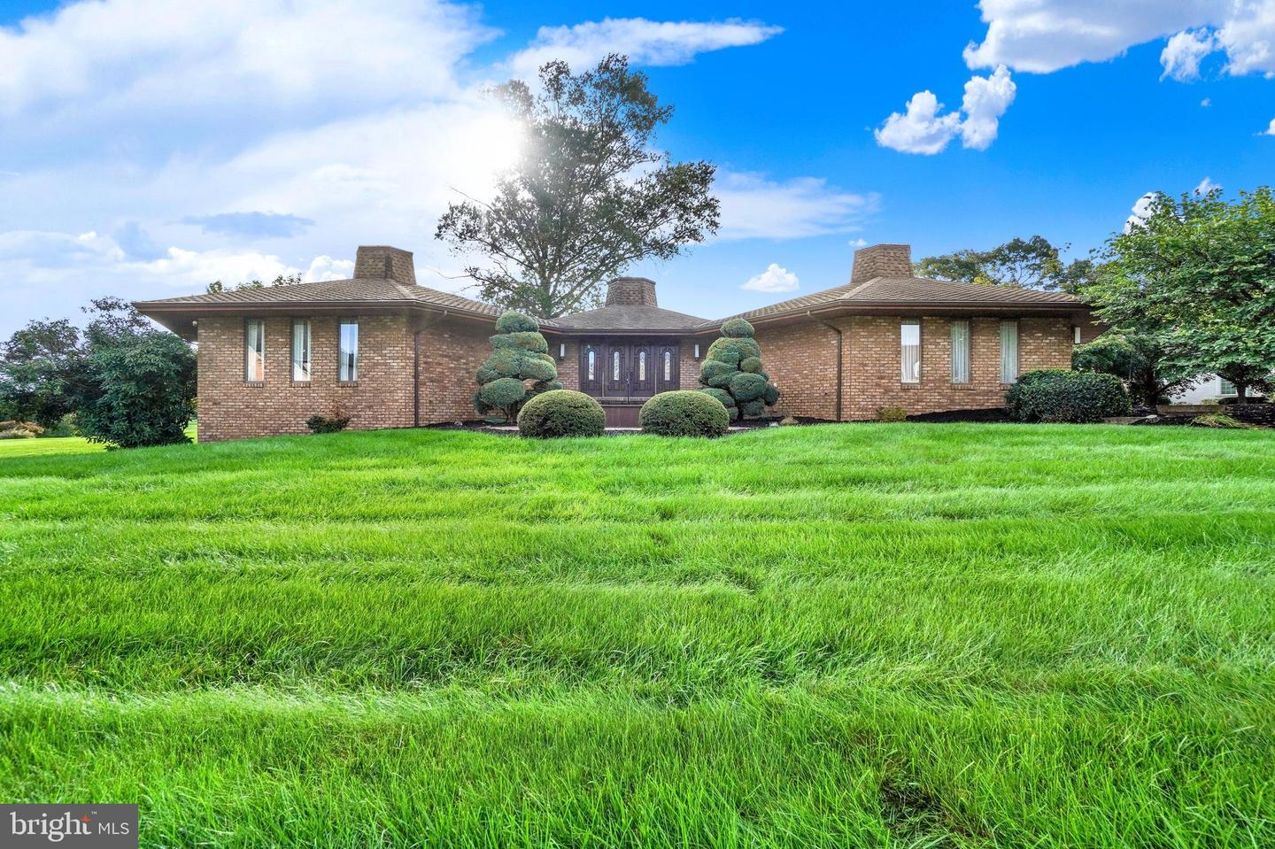 1515 Detwiler Dr — photo