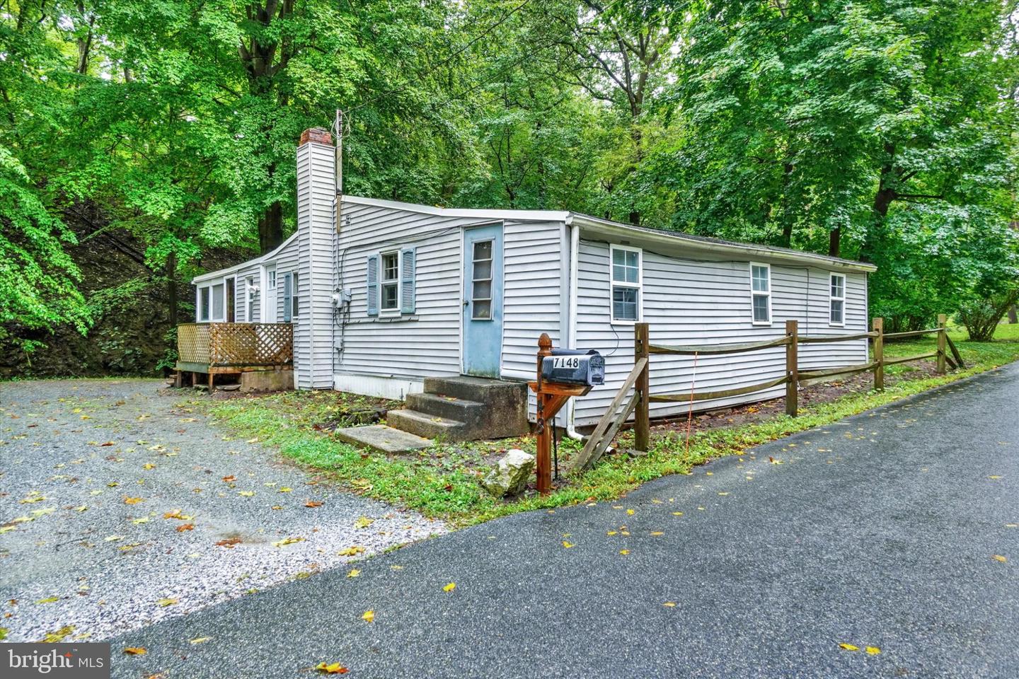 7148 Dark Hollow Rd — photo