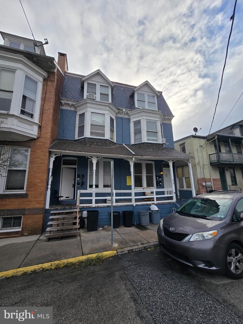 437 Cleveland Ave — photo
