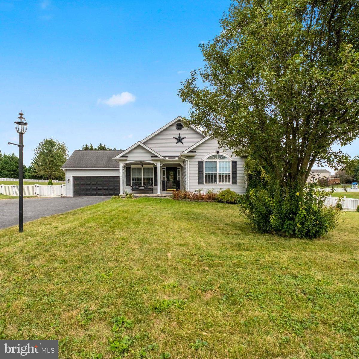440 Sunset Dr — photo
