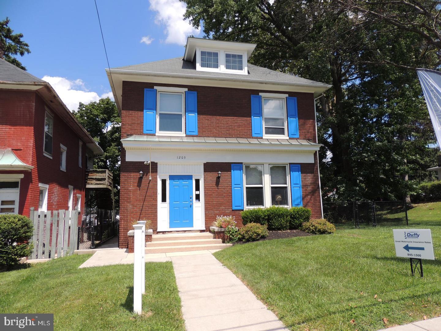 1203 S Queen St #2nd Floor — photo