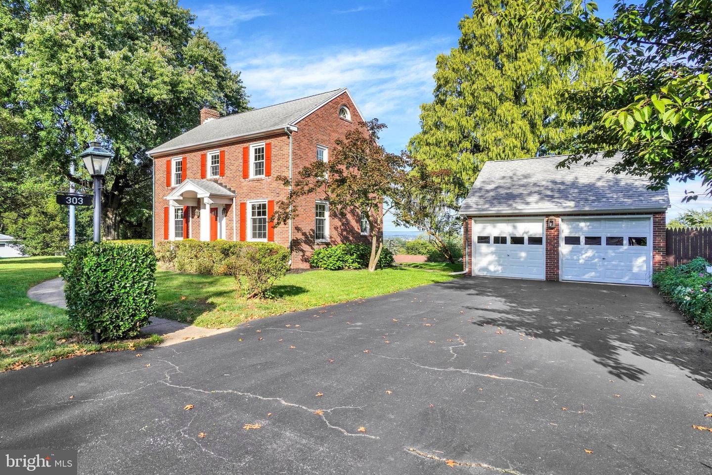 303 Edgehill Road, York, PA 17403 — photo 2