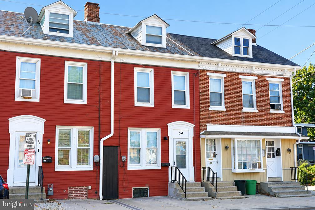 54 N Broad St — photo
