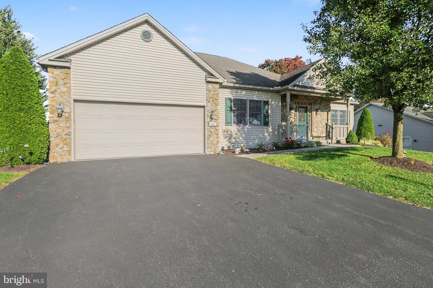 442 Woodland Dr — photo