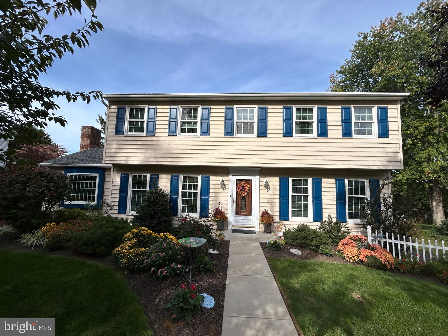 598 Ensminger Dr — photo