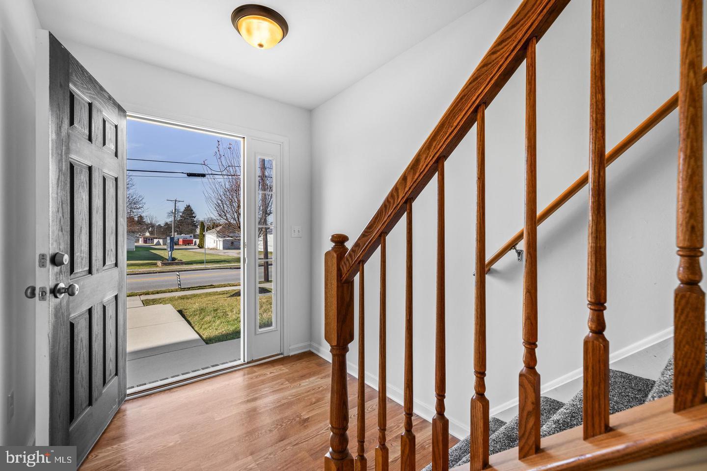 671 E. Walnut Street, Hanover, PA 17331 — photo 2
