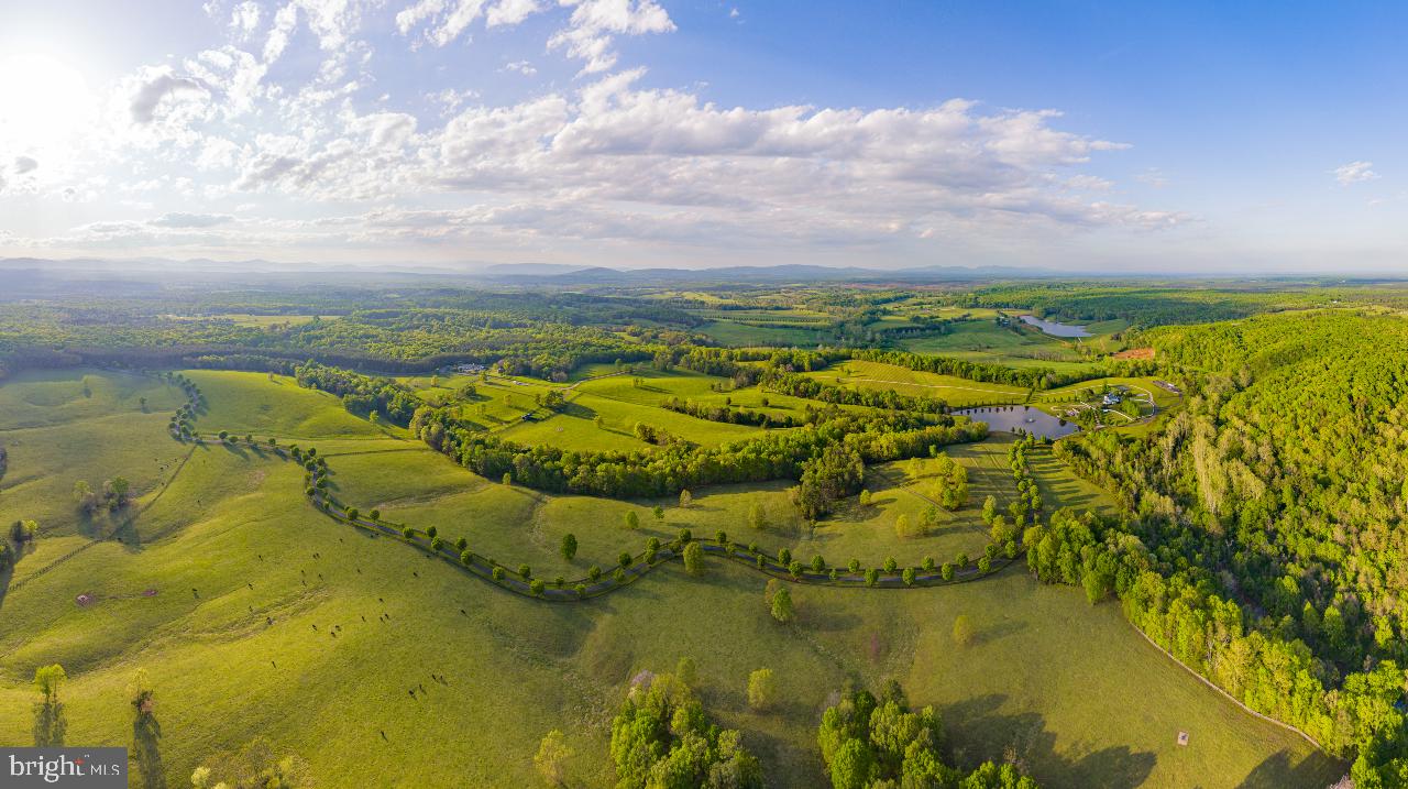 845 Raccoon Ridge Road, Scottsville, VA 24590