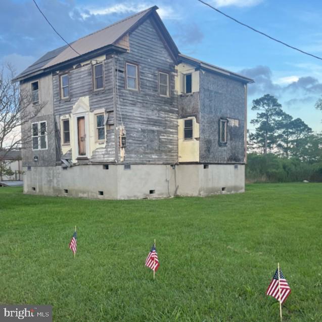 20394 Saxis Road, Saxis, VA 23427