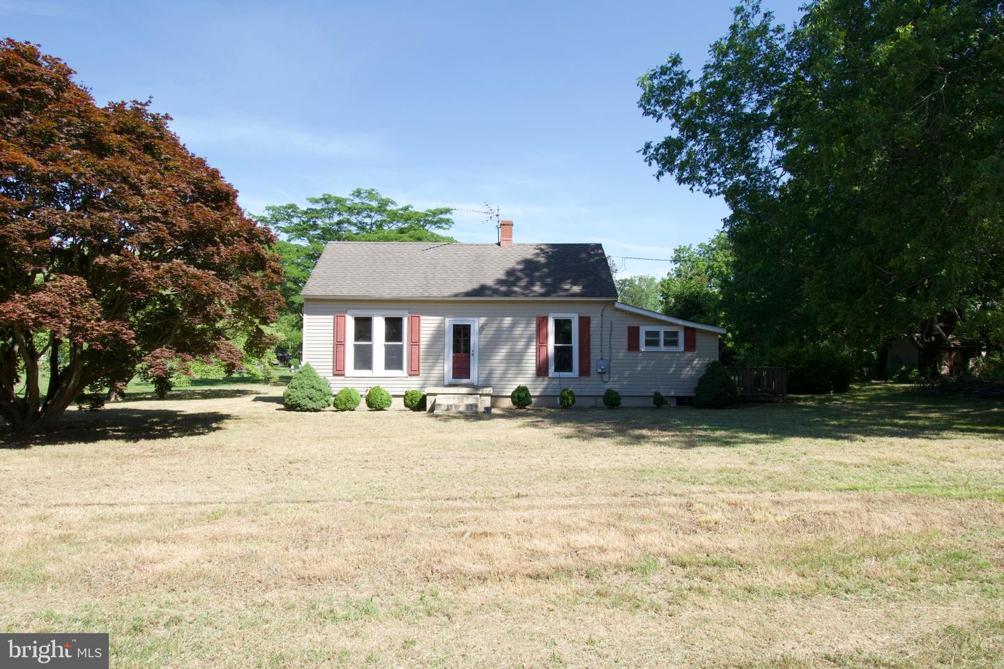 15271 Waterfield St — photo