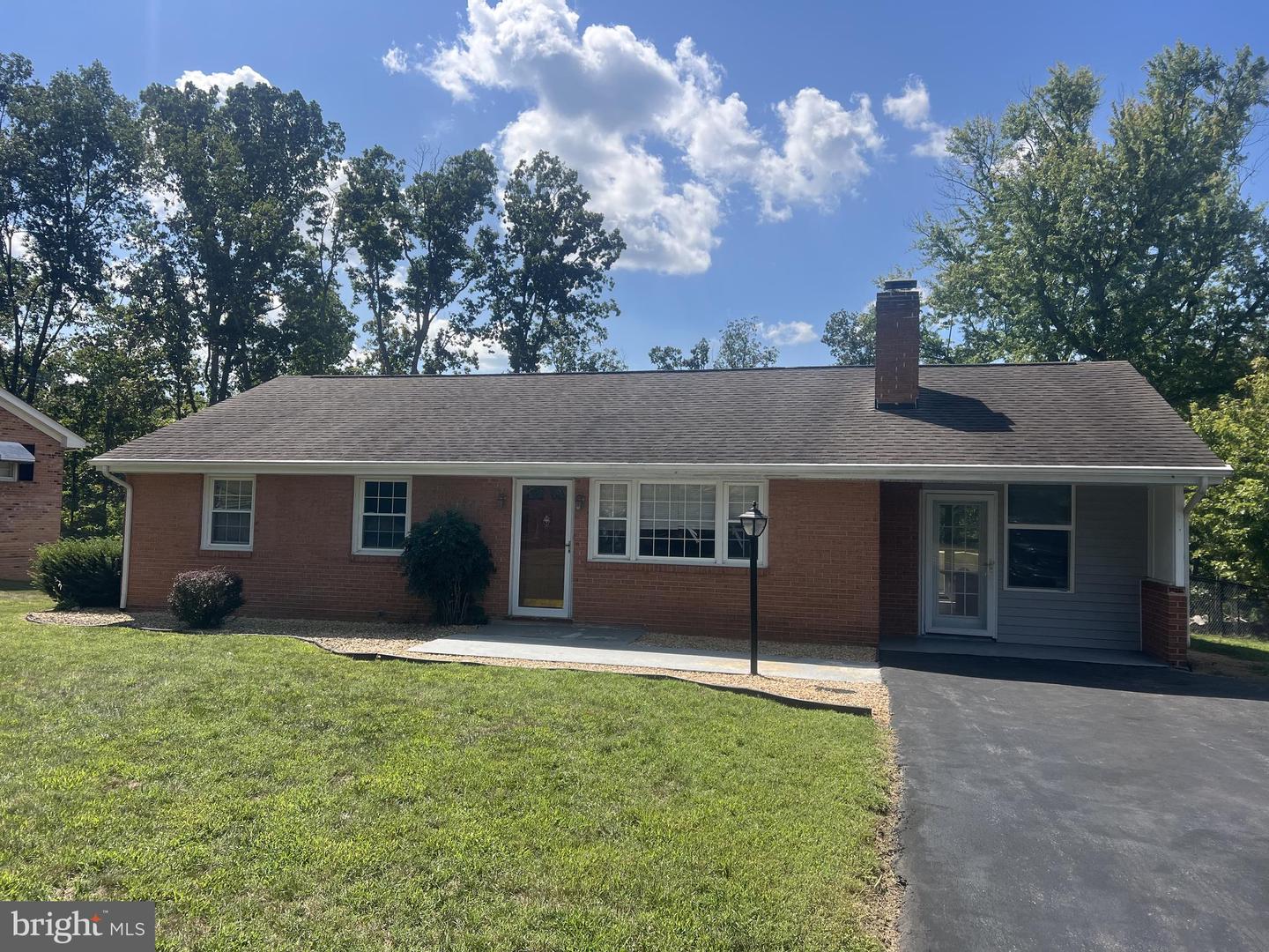 603 Dooms Crossing Rd — photo