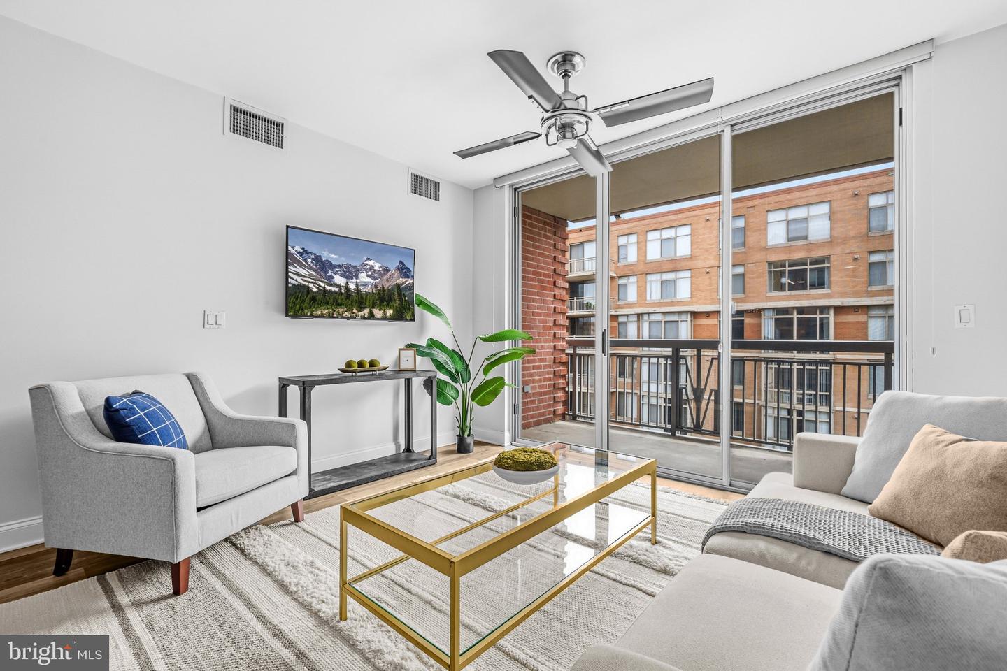 1020 N Highland St #907 — photo
