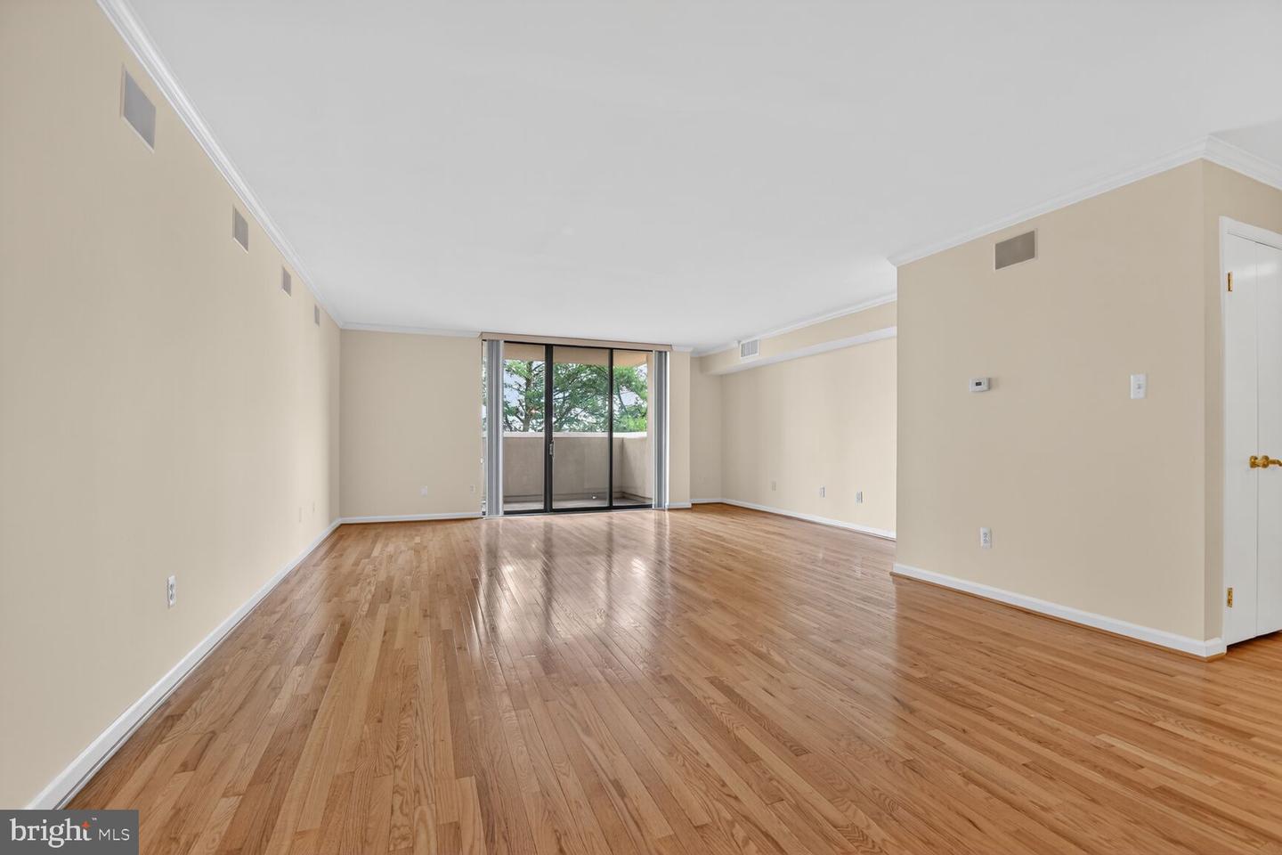 1101 S Arlington Ridge Road #504, Arlington, VA 22202