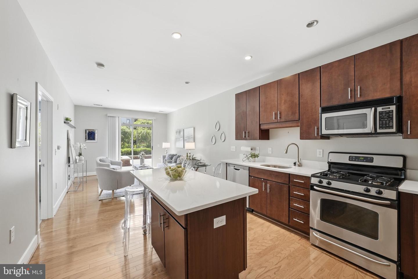 1800 Wilson Blvd #105 — photo