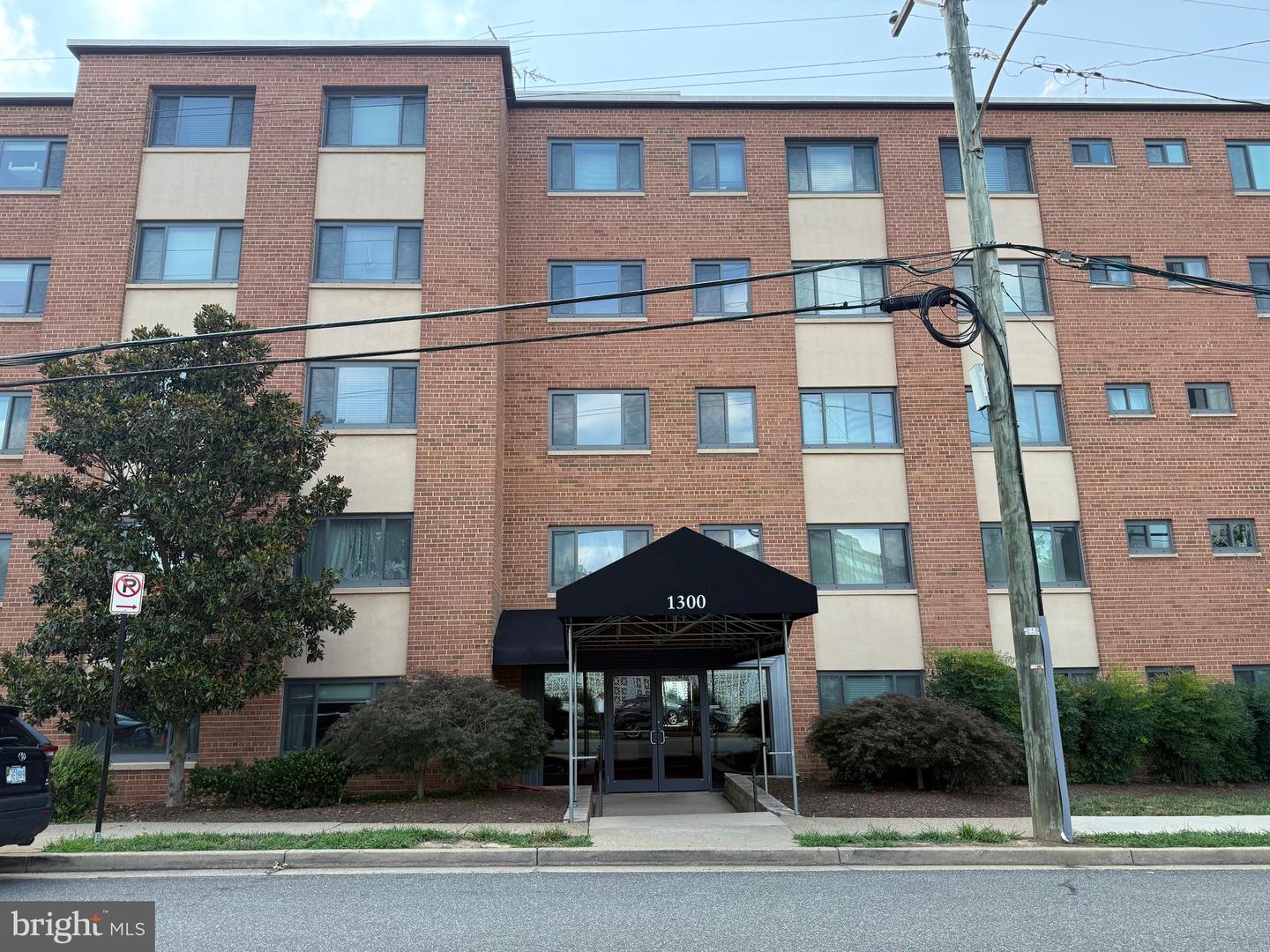 1300 S Arlington Ridge Rd #512 — photo