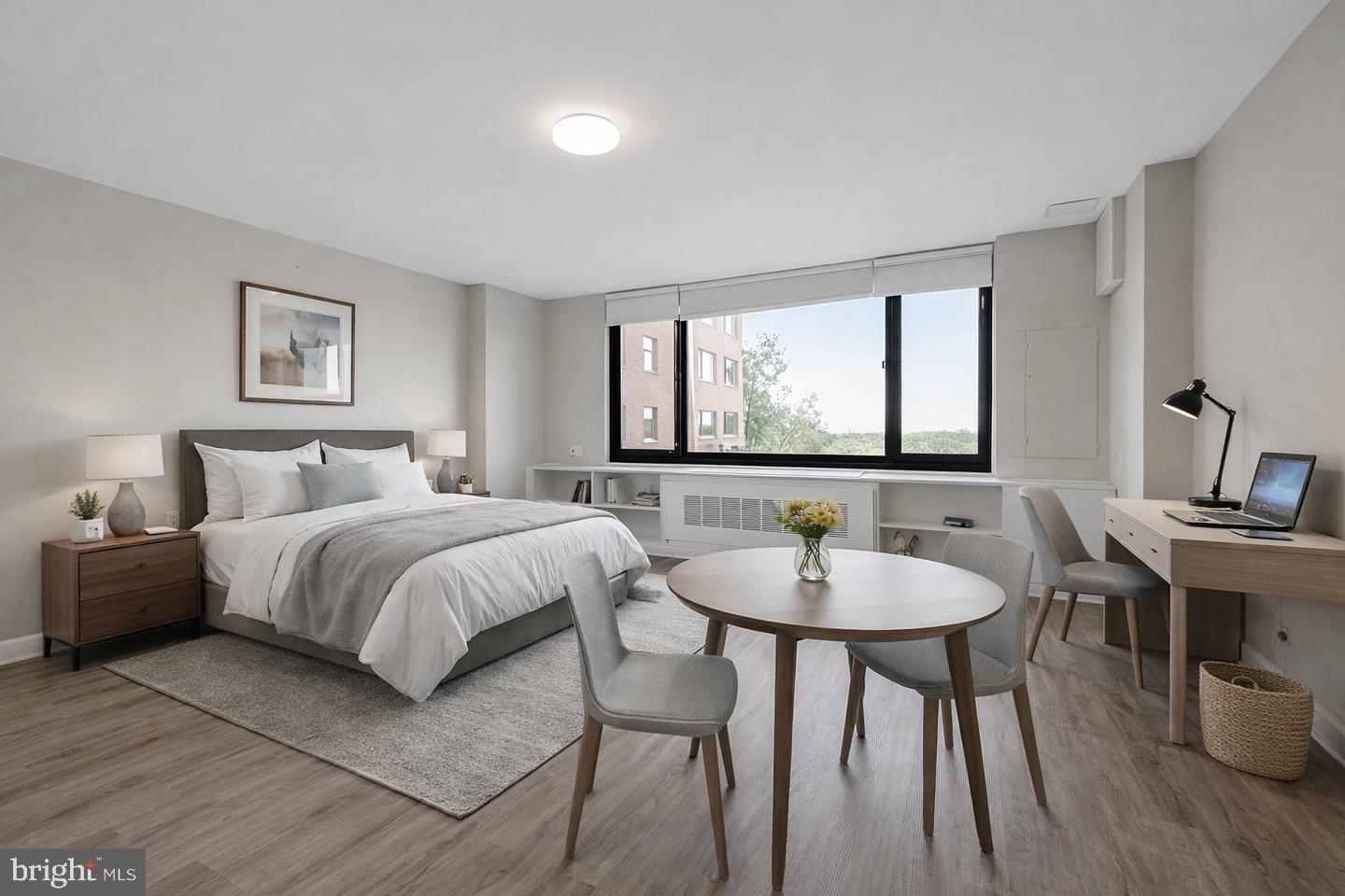 1011 Arlington Blvd #228 — photo