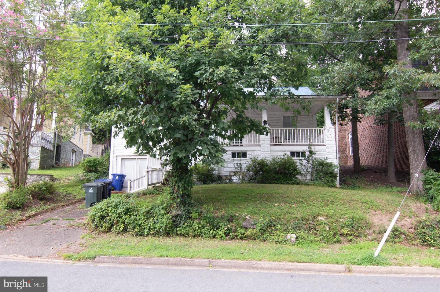 4003 Vacation Ln — photo
