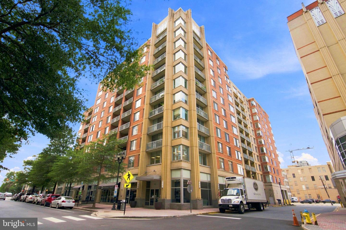 1020 N Highland St #509 — photo