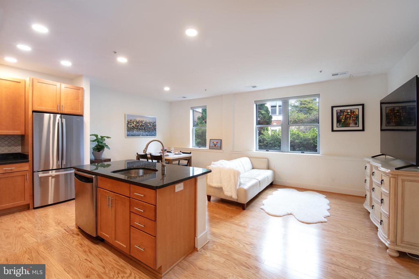 1800 Wilson Blvd #115 — photo