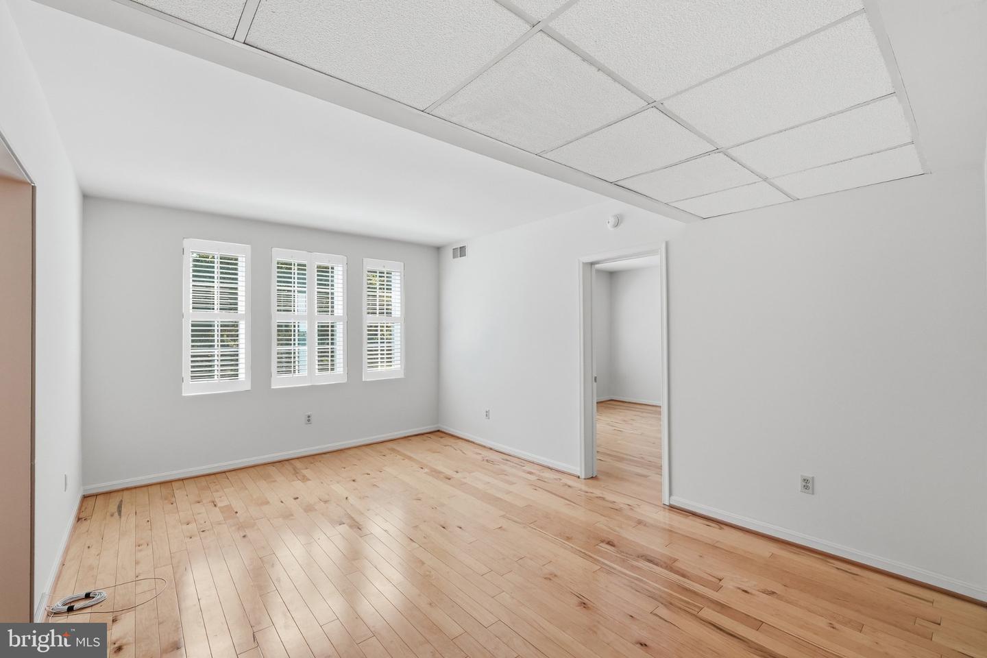 1911 Key Blvd #564 — photo