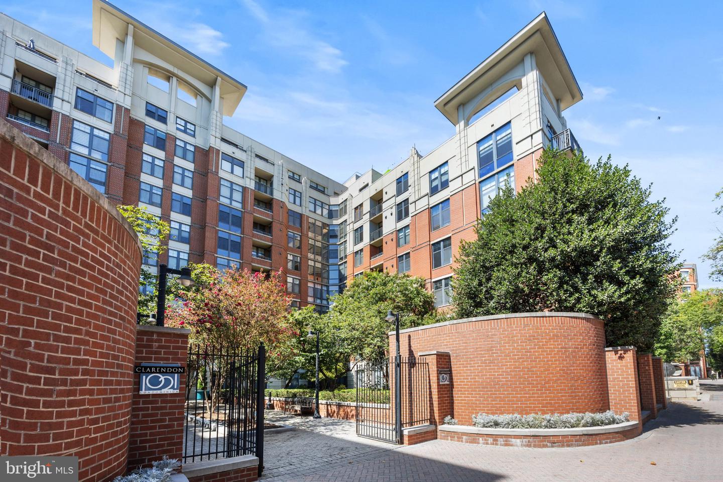 1021 N Garfield St #B38 — photo