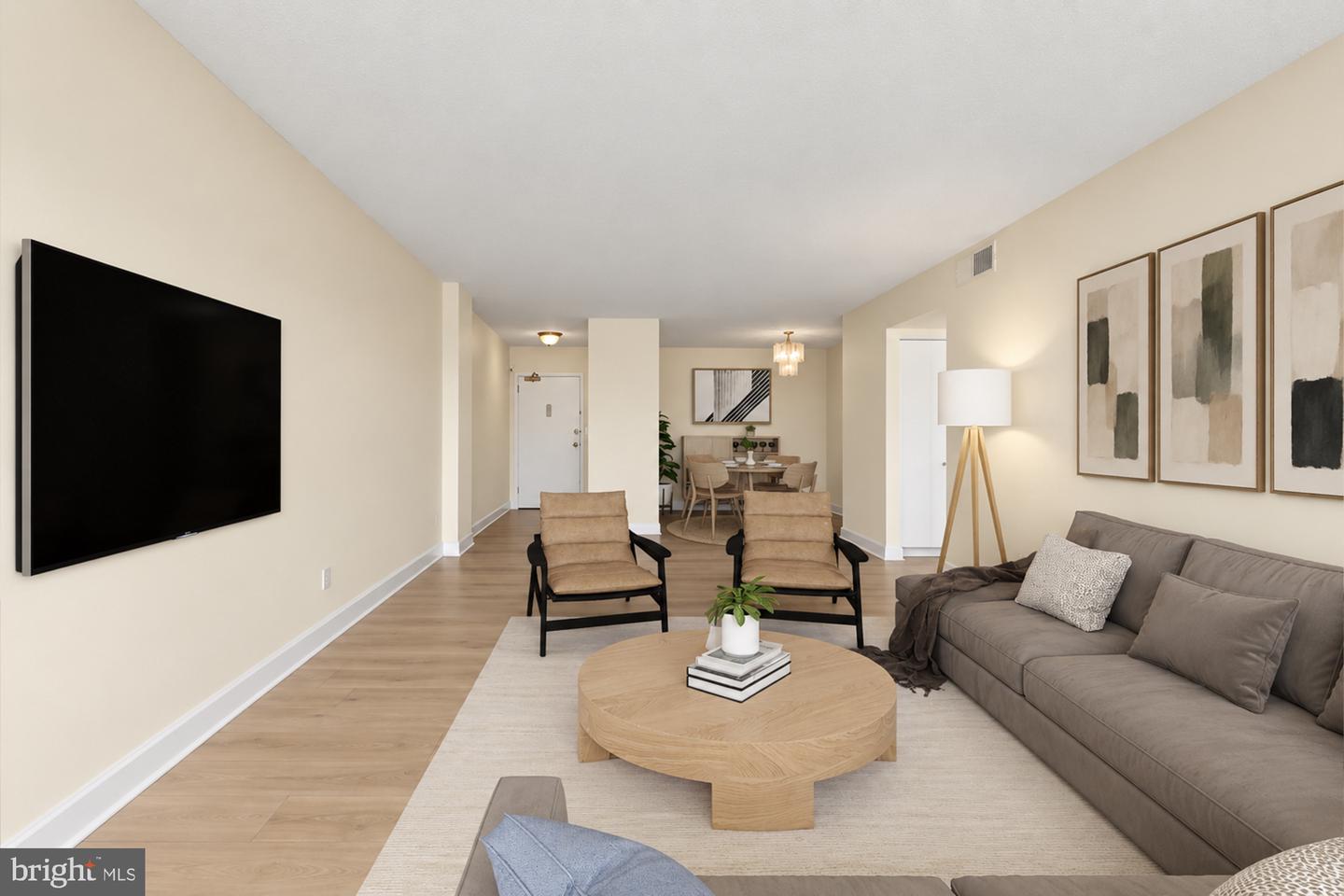 1300 S Army Navy Dr #1007 — photo