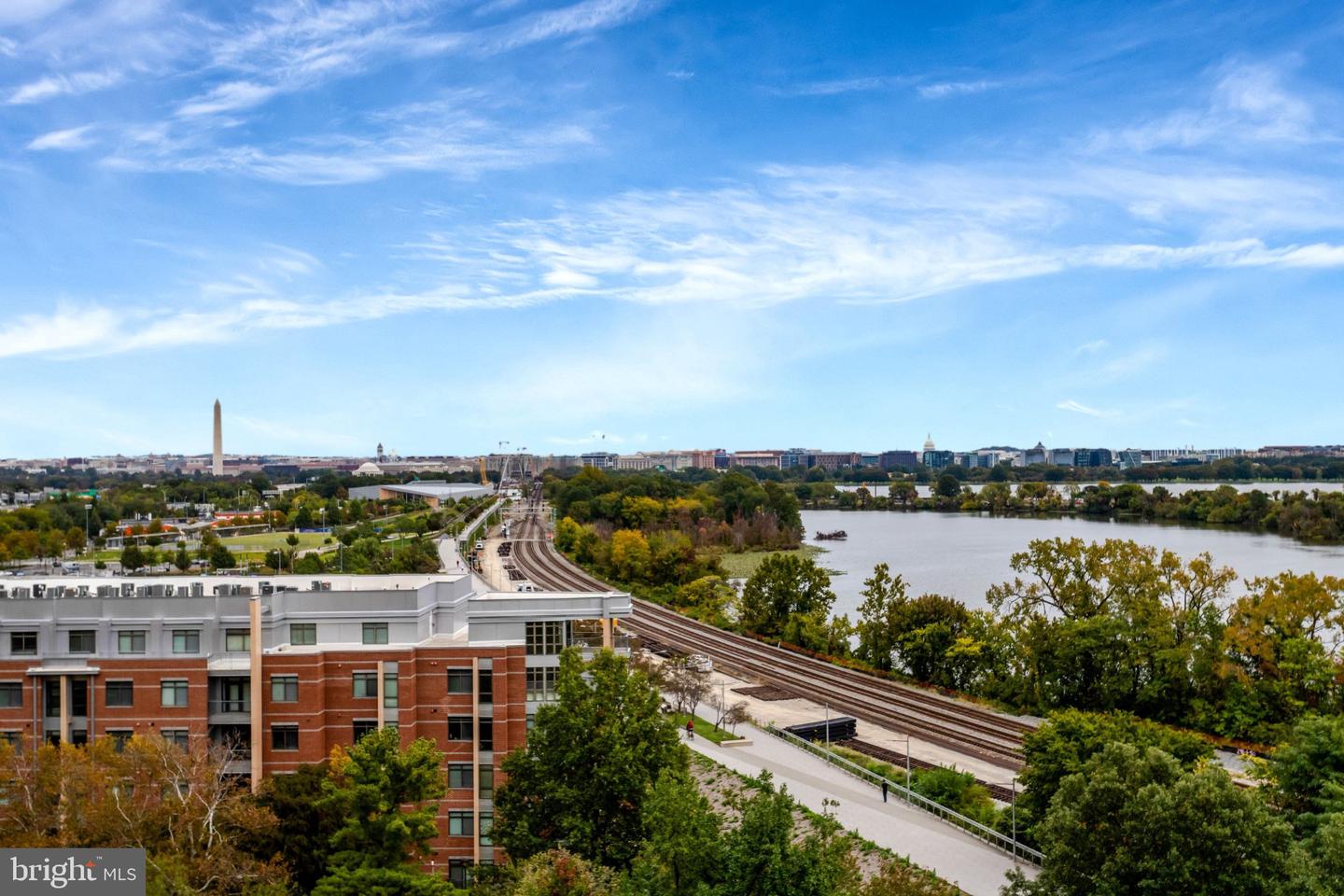 1200 Crystal Dr #912 — photo