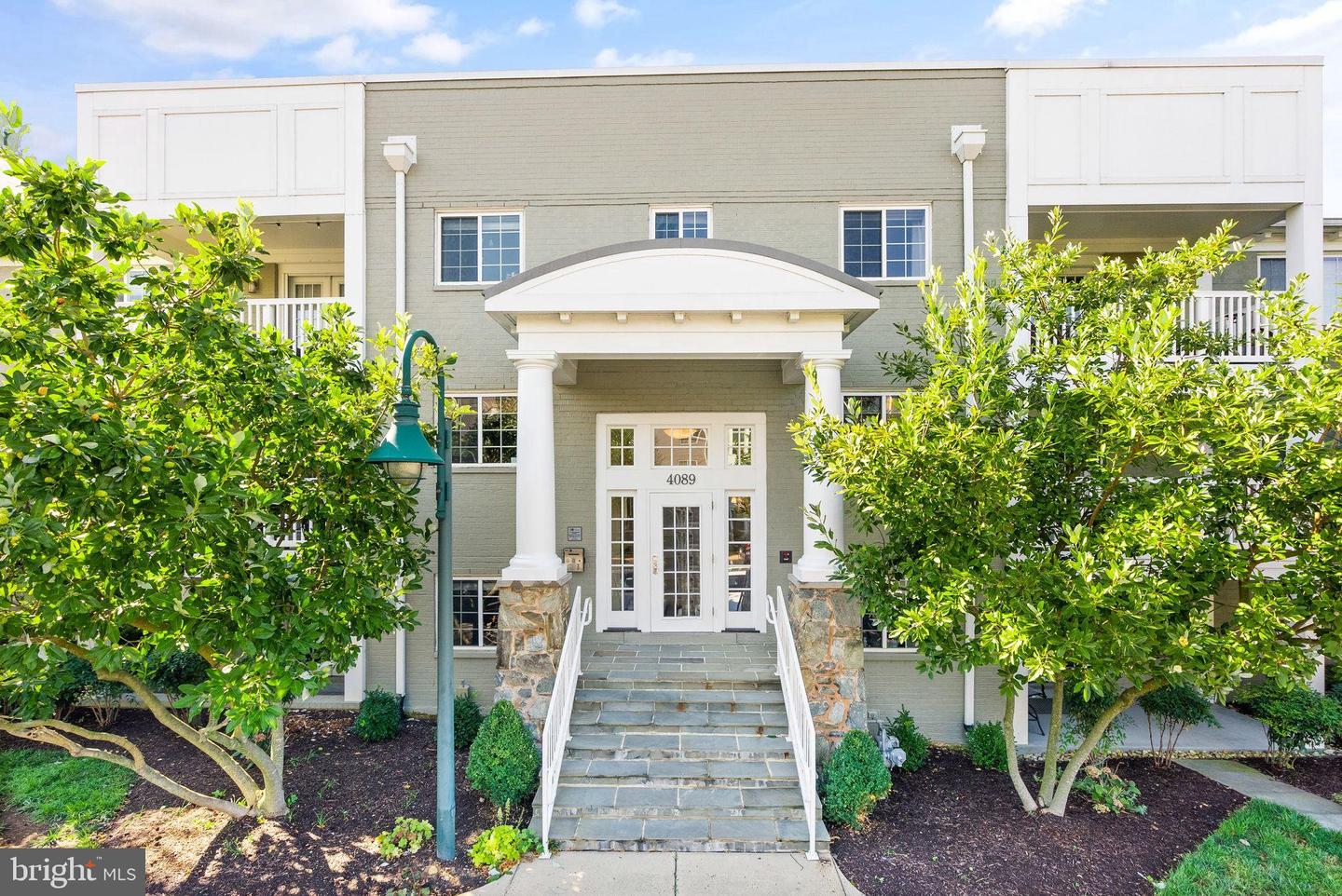 4089 S Four Mile Run Dr #201 — photo