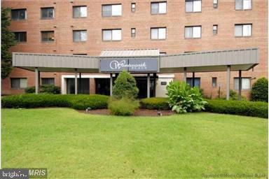 3515 Washington Blvd N #406 — photo