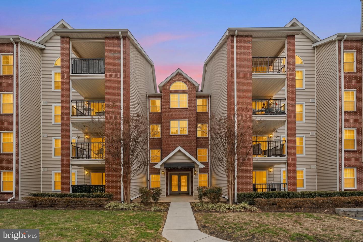 3307 Wyndham Cir #1160 — photo
